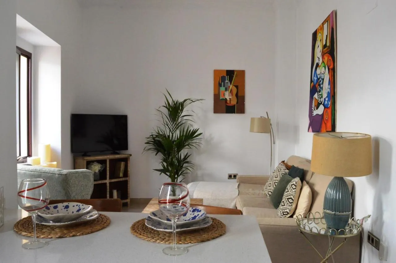 Apartment Homeyseville-Amazing Penthouse Giralda Views 8 Pax, Parking Optional