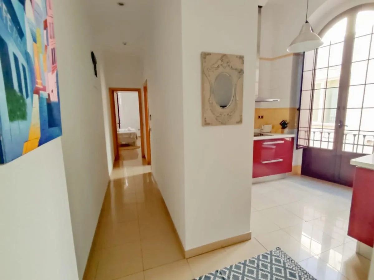 Homeyseville-Amazing Penthouse Giralda Views 8 Pax, Parking Optional