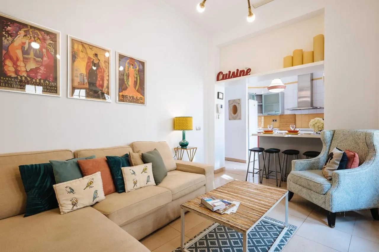 Homeyseville-Amazing Penthouse Giralda Views 8 Pax, Parking Optional Spain