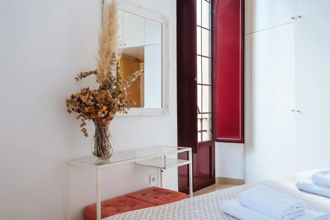 Homeyseville-Amazing Penthouse Giralda Views 8 Pax, Parking Optional Spain