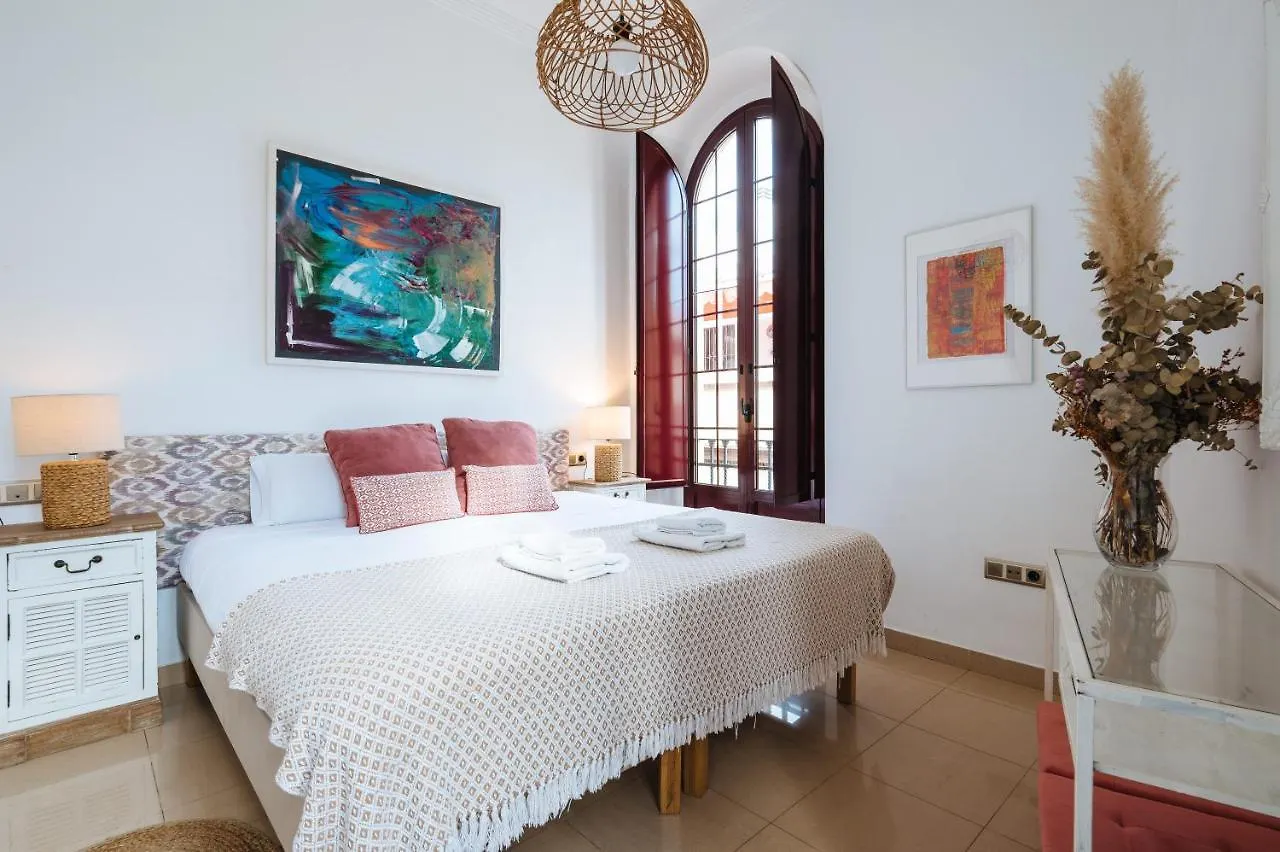 Homeyseville-Amazing Penthouse Giralda Views 8 Pax, Parking Optional Apartment