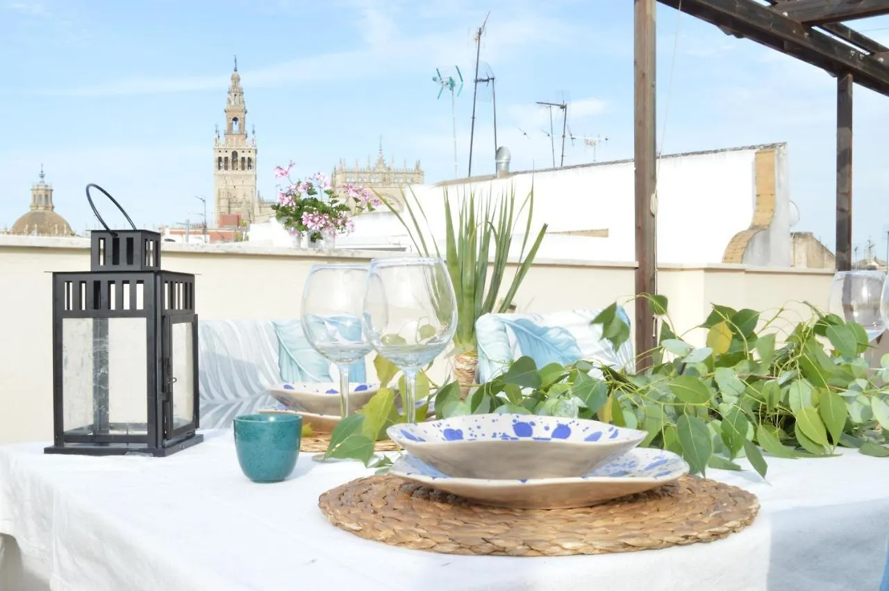 דירה Homeyseville-Amazing Penthouse Giralda Views 8 Pax, Parking Optional