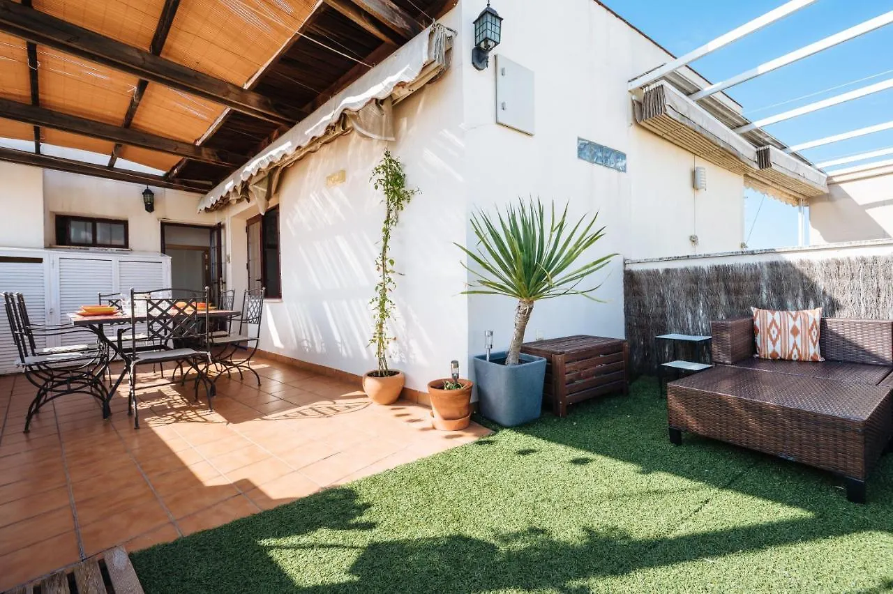 Homeyseville-Amazing Penthouse Giralda Views 8 Pax, Parking Optional דירה סביליה