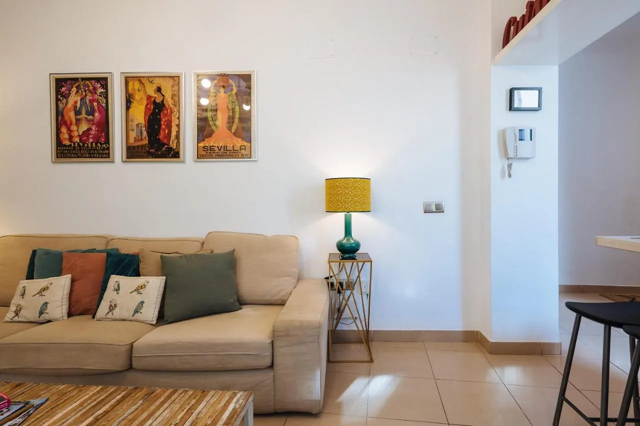 Homeyseville-Amazing Penthouse Giralda Views 8 Pax, Parking Optional 0*, Seville